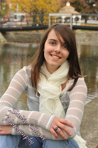 Allison_Senior_Portrait